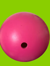 Load image into Gallery viewer, UNO Robustaball with a Single Hole - Large 21cm
