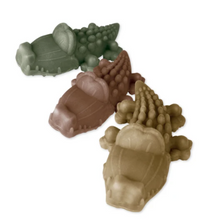 Load image into Gallery viewer, Whimzees Alligator Treat - Pk6 (Large)
