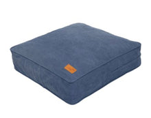Load image into Gallery viewer, Wagworld Snug Pillow Pet Bed
