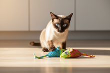 Load image into Gallery viewer, Bizzy with Correct Catnip Chew Mice
