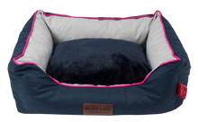 Load image into Gallery viewer, NEW! Dog&#39;s Life Premium Country Waterproof Bed
