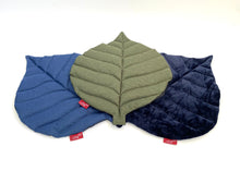 Load image into Gallery viewer, WAGWORLD Leafy Dog or Cat Mat

